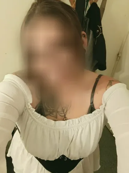 Daphne, 31