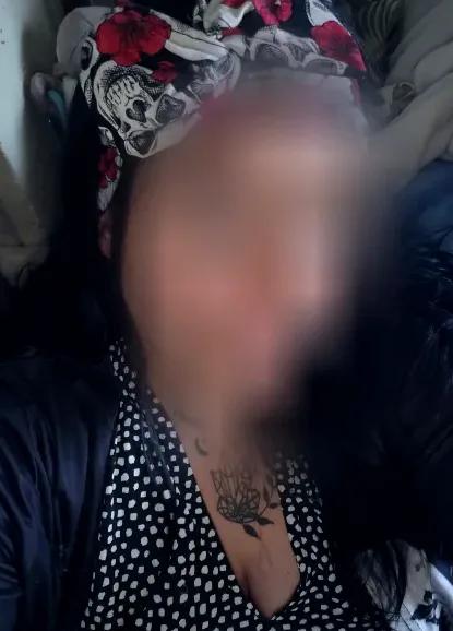 Ellen, 36
