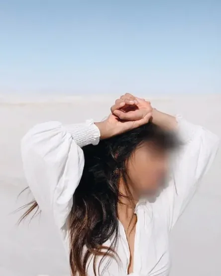 Ellen, 36