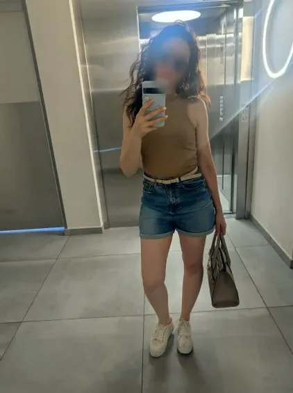 Eva, 40