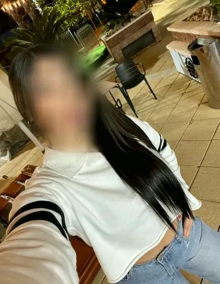 Rosanne, 24