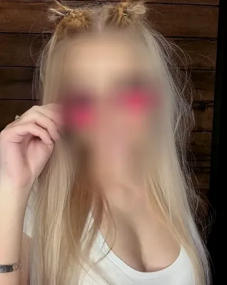 Salma, 32