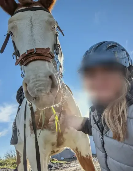 Sara, 35