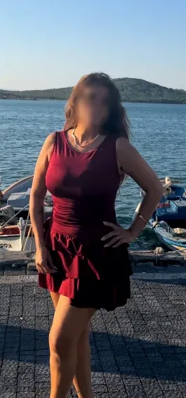 Soukaina, 30